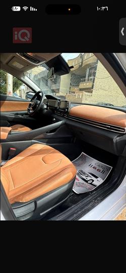 هیۆندای ئەلەنترا